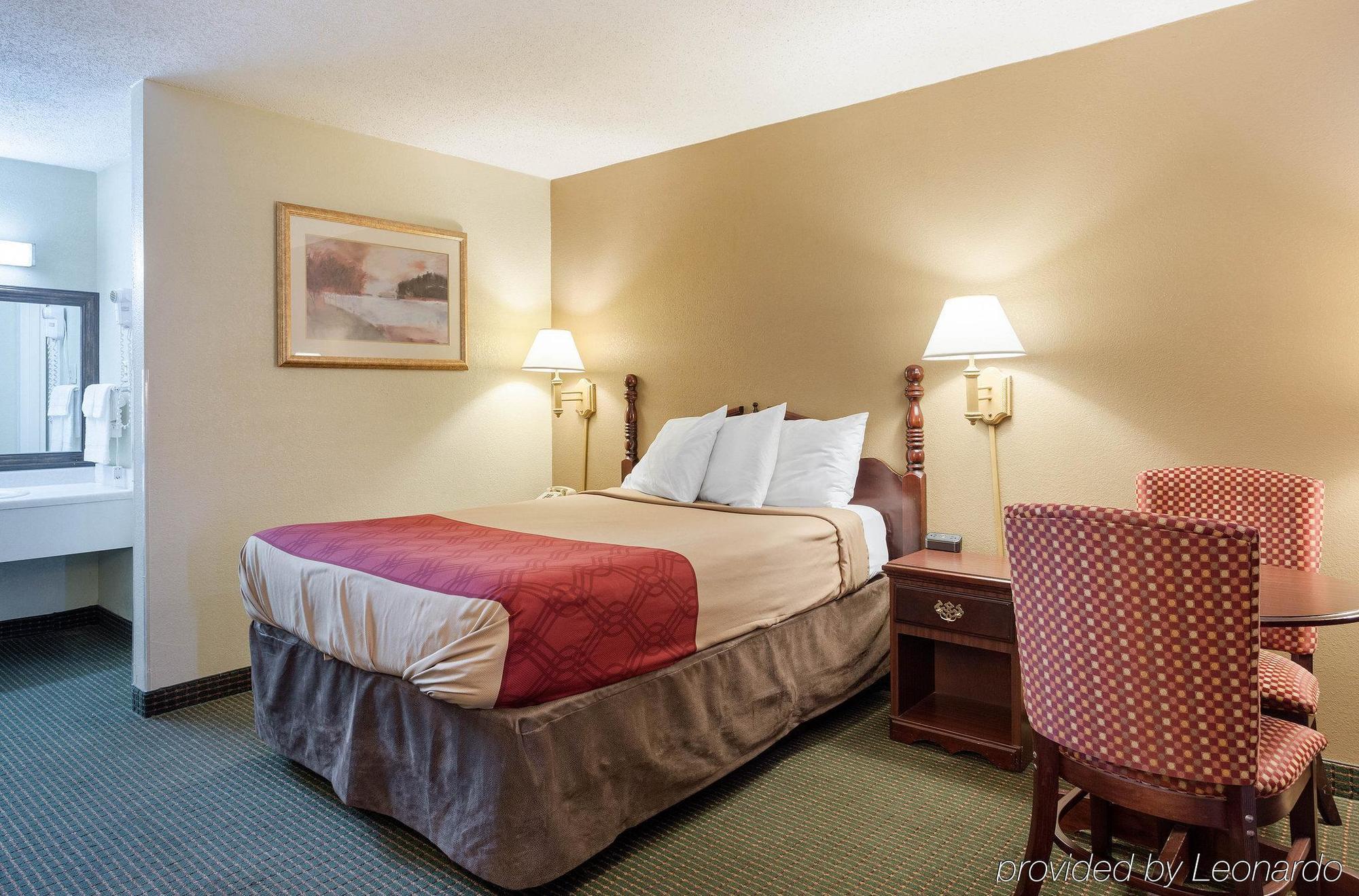 Rodeway Inn West Memphis Exteriér fotografie