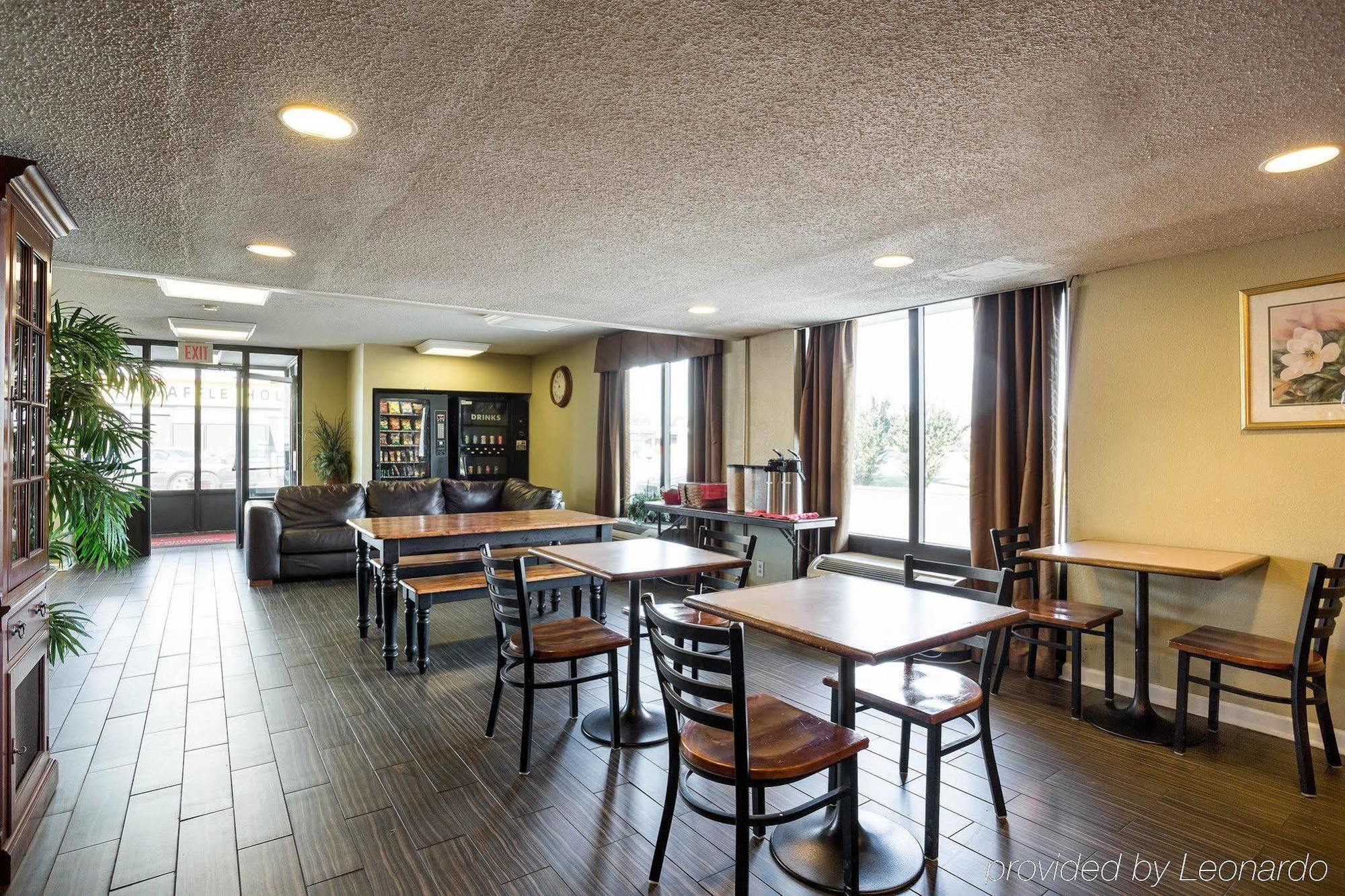 Rodeway Inn West Memphis Exteriér fotografie
