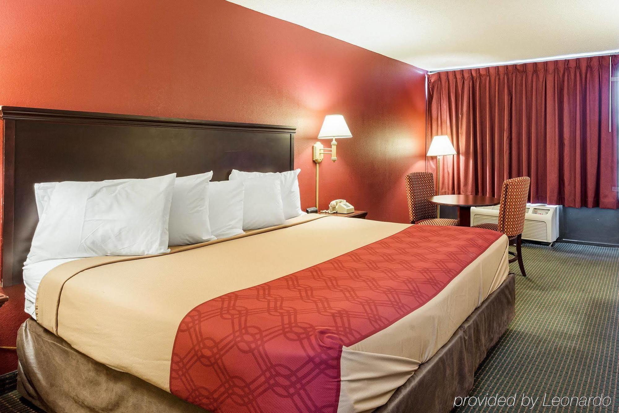 Rodeway Inn West Memphis Exteriér fotografie